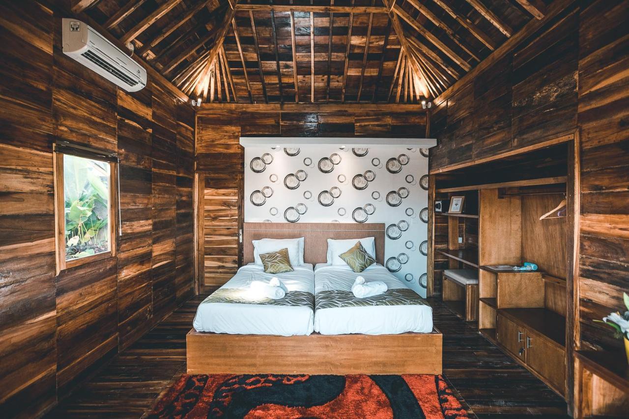 Ocho Bali Surf Camp Apartment Uluwatu  Ngoại thất bức ảnh