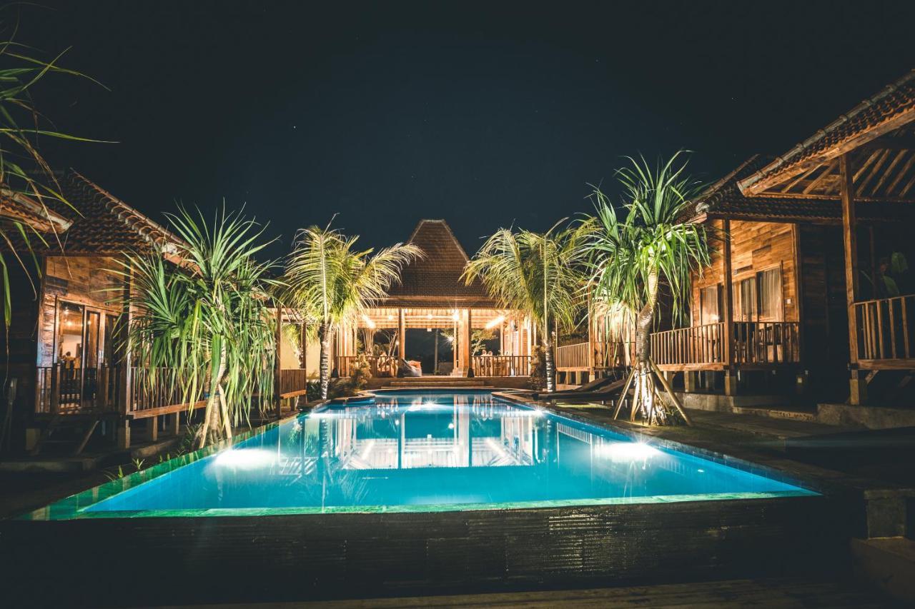 Ocho Bali Surf Camp Apartment Uluwatu  Ngoại thất bức ảnh