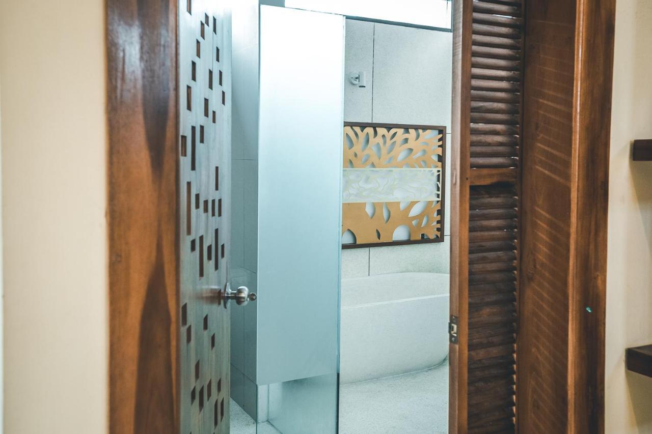 Ocho Bali Surf Camp Apartment Uluwatu  Ngoại thất bức ảnh